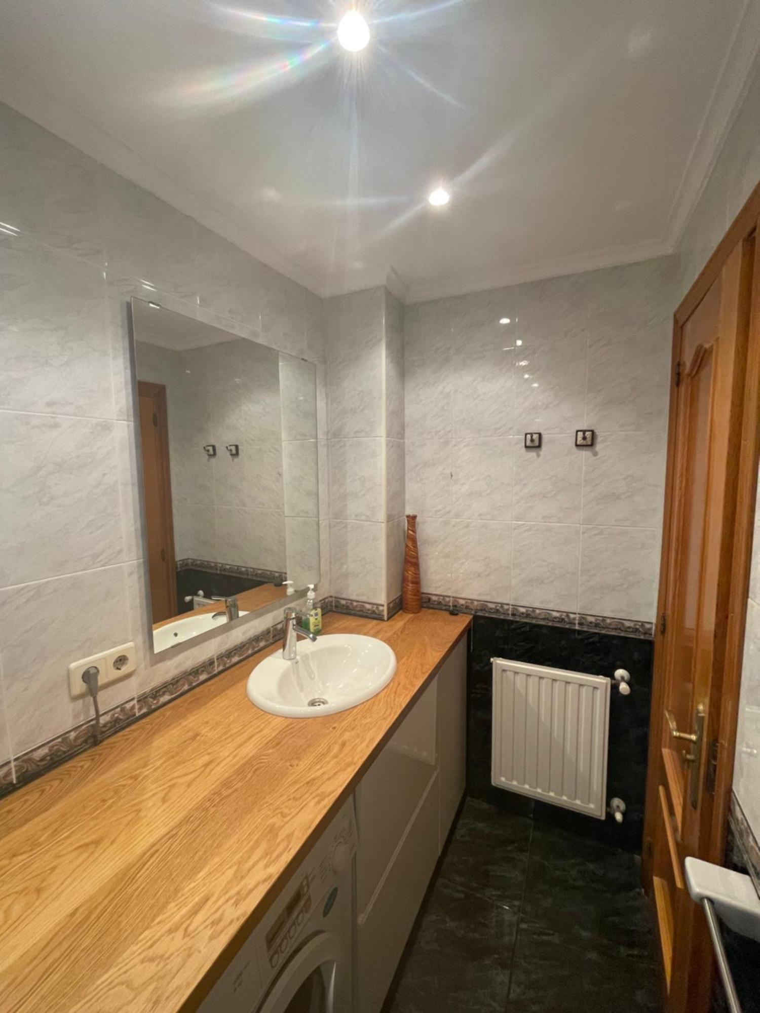 Apartamento De Toro Llanes Exteriör bild